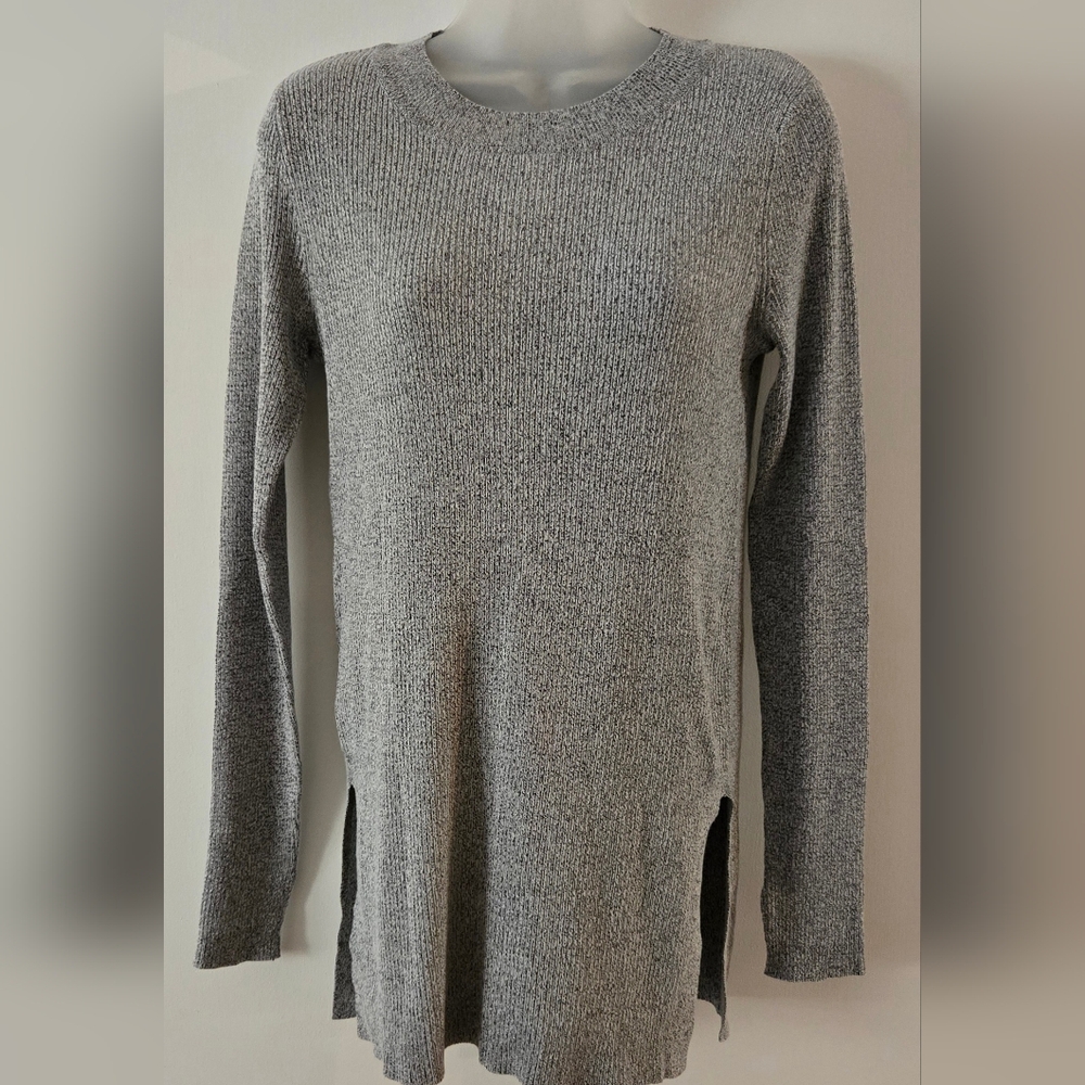 Cato Sweater Sz Med Stretch Gray NWT Long Sleeve Slits On Sides